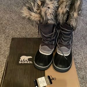 Sorel Joan of Arctic boots